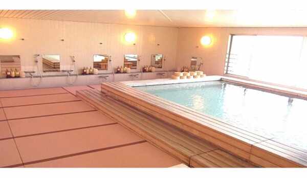 大浴場/最上階にある大浴場。畳敷きスタイルなので転倒の心配がないのでお子様等安心