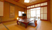 《和室8〜10畳》
