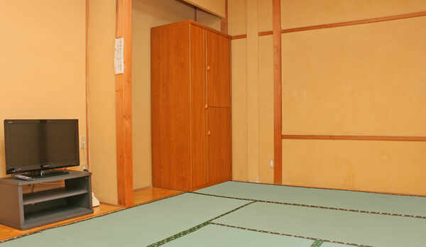 ◆訳あり和室◆価格重視の方におすすめ！