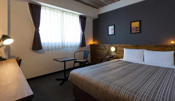 ダブルルーム（幅140㎝ダブルベット1台）