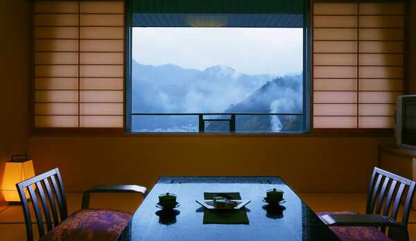 季節の彩りに包まれ リラックスできる静寂の空間（西館イメージ）