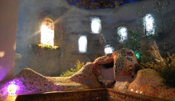 ２４H貸切露天風呂ガウディ