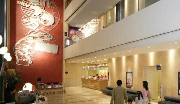 ホテル3階ロビー