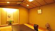 *【客室一例　和室8+8畳】一番広い客室タイプとなります。二間となり、三世代やグループ様にも便利です