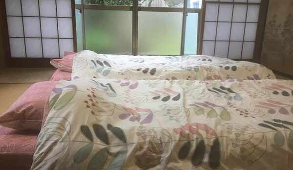 We provide Futon Mats