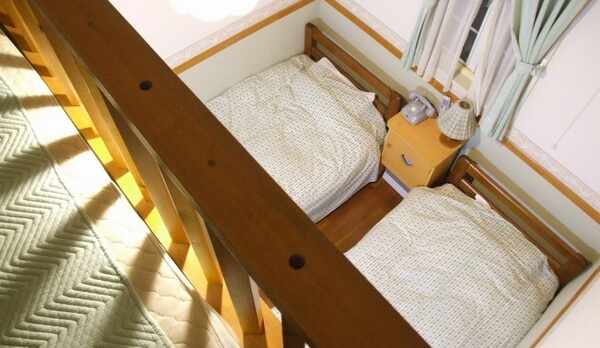 ロフト付き３人部屋