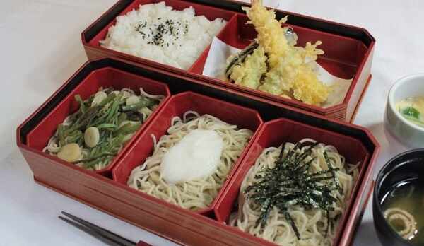 そば弁当