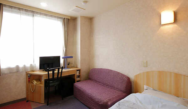 【洋室】洋室にはすべてユニットバス（お風呂・トイレ）がついております。ご利用ください