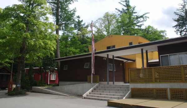 ゲストハウス（宿泊受付フロント）外観