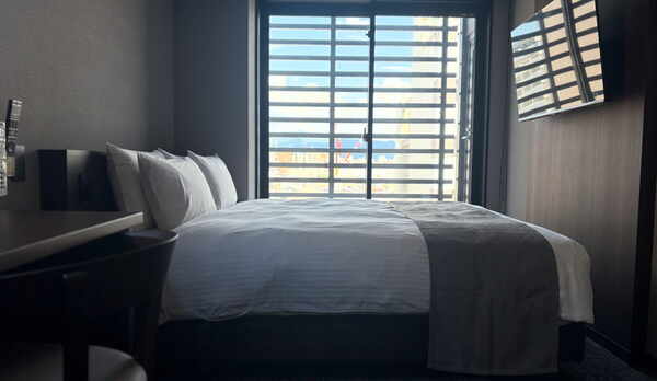 スタンダードクイーン内観001