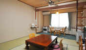 【和室８畳】