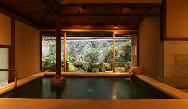 新設の風呂「ひいらぎの湯」男女交代制です。