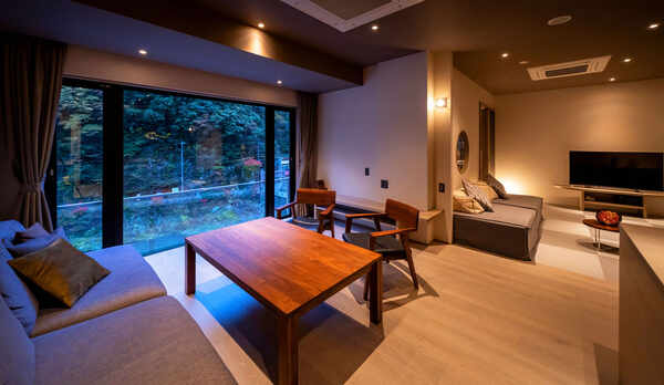 【ダイニングスイート】