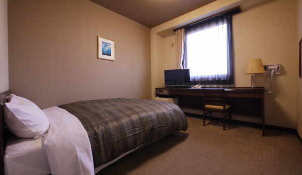 ダブルルーム　ベッドサイズ　１４０㎝&times;１９６㎝　★WOWOW無料視聴できます★