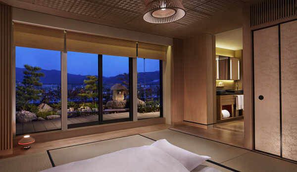 客室／ガーデンテラススイートTATAMI　ベッドルーム