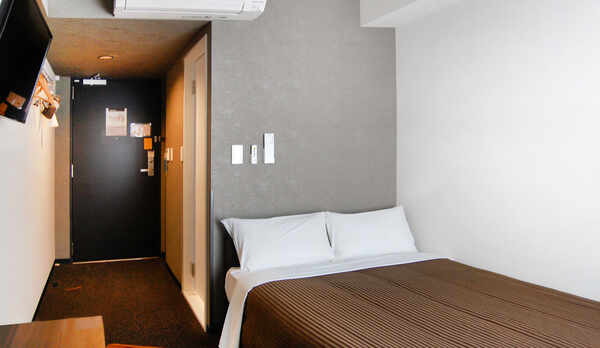 セミダブルルーム【120cmベッド1台】