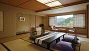東館和室（10畳〜12.5畳）一例