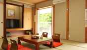 2014年春リニューアルの14畳のお部屋 グループ旅行に是非。