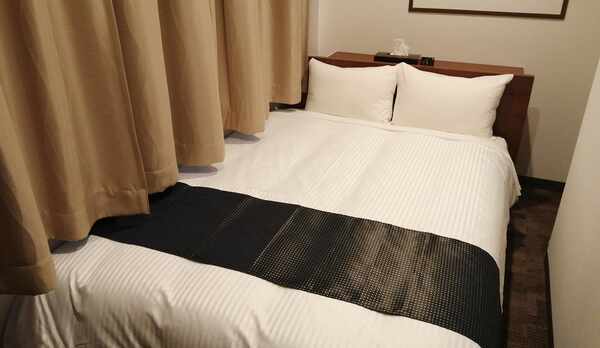 ダブルルーム(シモンズ)