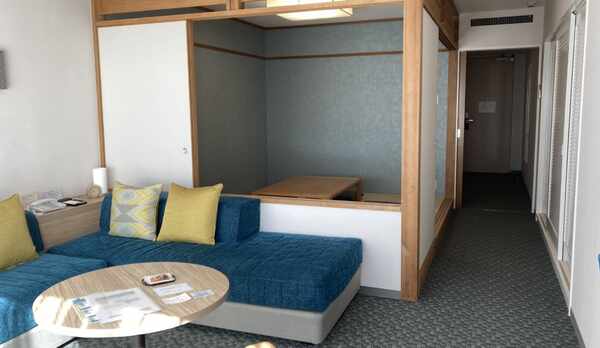 ソファーベッド和洋室