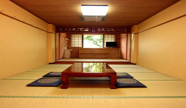 和室12畳★冬期はこたつ