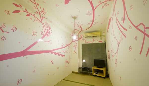 淺井裕介＋襟草丁 (テープ森)