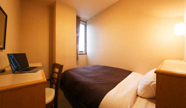 【セパレートシングル—喫煙／禁煙—】（14平米／バス・トイレ別／Wi-Fi無料）★