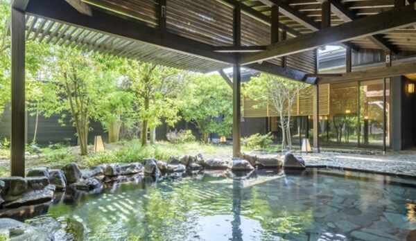 萬天の湯　露天風呂