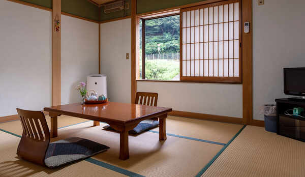 少人数用のお部屋（２階）