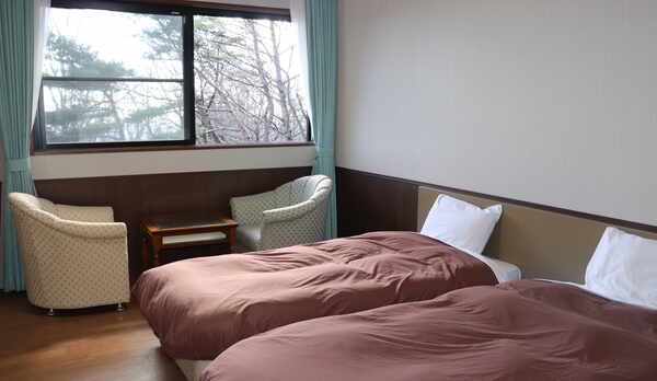 和室6畳とデラックスツイン【露天は3坪花畑風檜風呂】