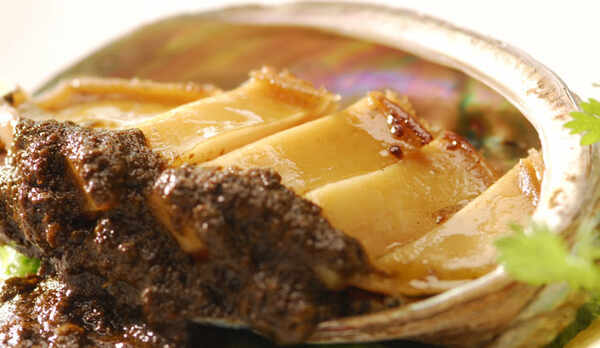 アワビのステーキ