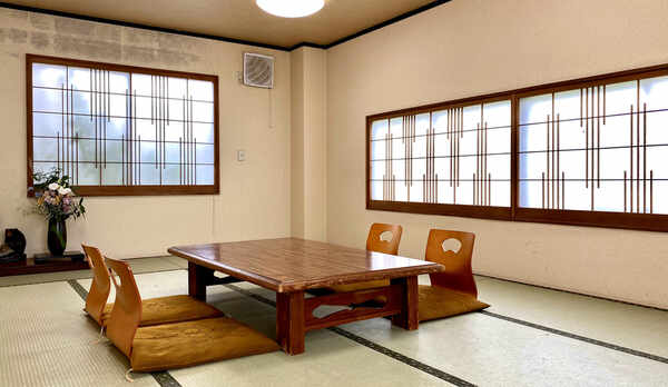 14畳和室【新間】ご家族・グループ様向けのお部屋