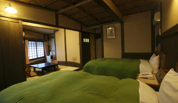 洋室から見た和洋室