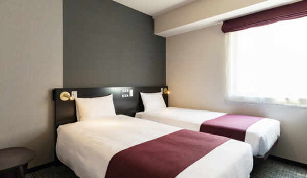 【ツインルーム】2018年新登場！シモンズ社製のベッドで快適な睡眠を。(イメージ)