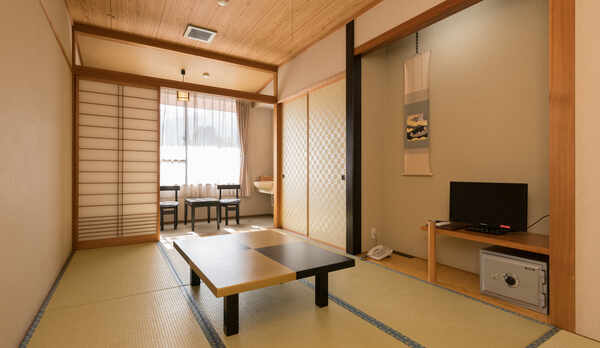 【禁煙】和室3人部屋（共同トイレ）