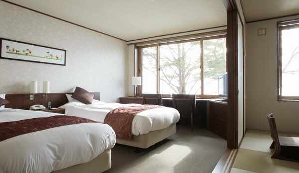 和洋室　薄雪草