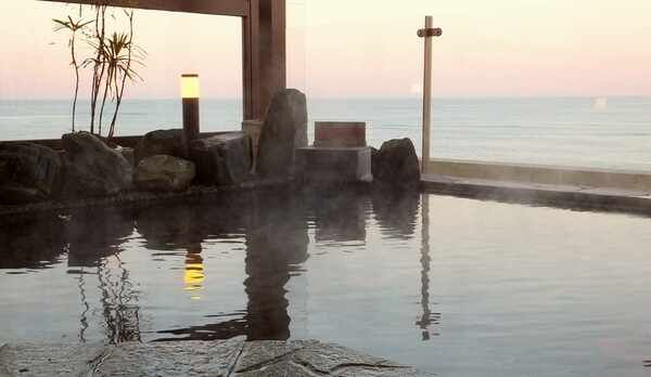 かじめ湯の露天風呂