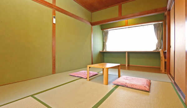 6畳◆ちょっとした広縁もございます