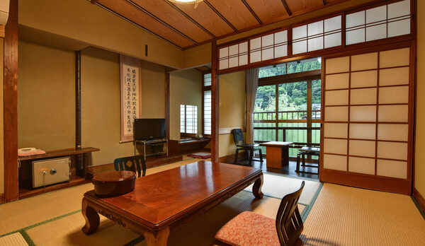 *おまかせ和室6畳（客室一例）/一人旅やカップルに◎純和風のお部屋で寛ぎのひと時をお過ごし下さい。