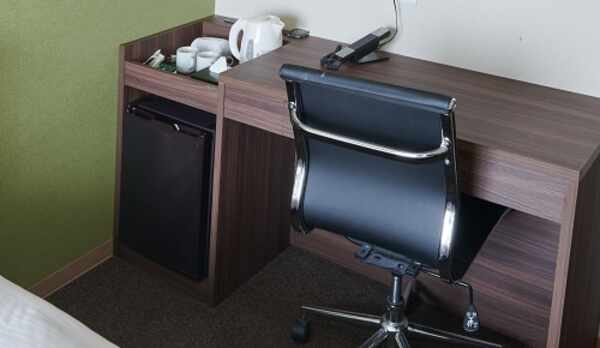 【客室デスク】