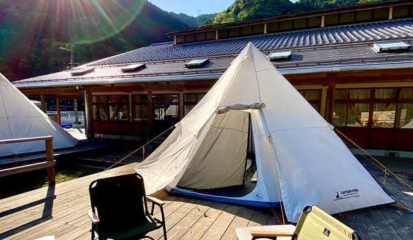 楽&times;楽キャンプテント