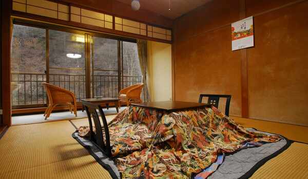 *旧館和室（8畳）