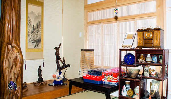 *【和室】6畳二間続きの和室です。ごゆっくりお寛ぎください♪