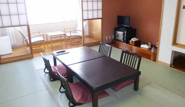 *和室10畳