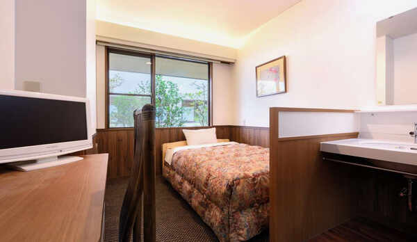 【中庭側スタンダードシングル】ビジネス＆一人旅専用