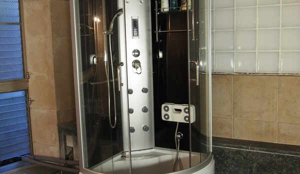 シャワーブース女性用