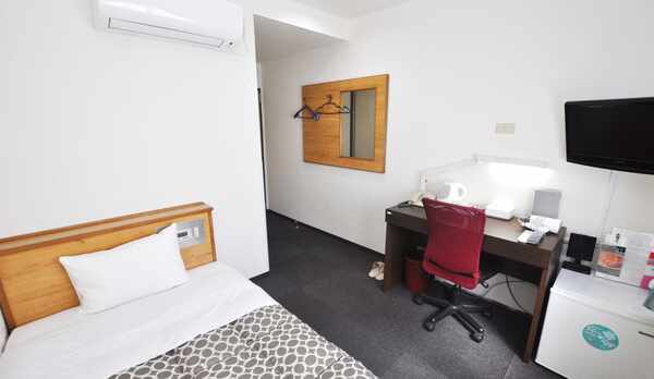 シングルルーム　　10.5㎡　ベットサイズ110cmと120cm