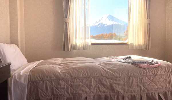 *【洋室】お部屋の窓から富士山が見えることも♪