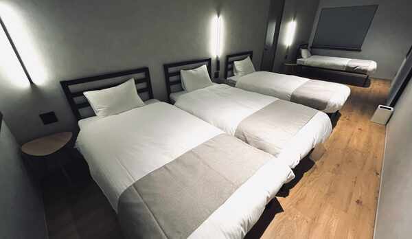 マスターベッドルーム