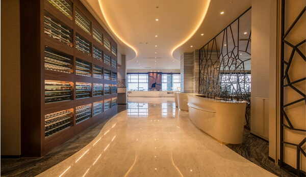 15F オールデイダイニング パーゴラ ＜エントランス＞